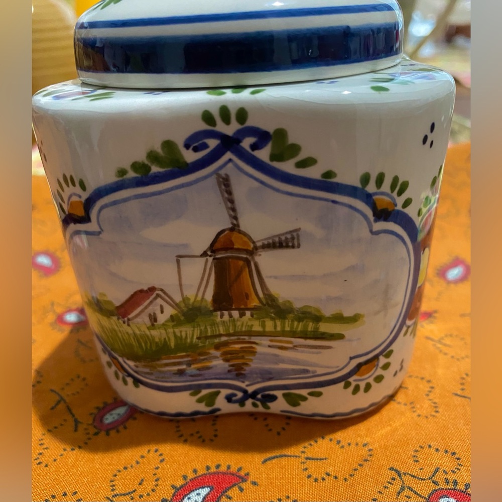Holland Hand Painted Tea Jar&Lid. Painting of Windmill, Floral Country Scene EUC
